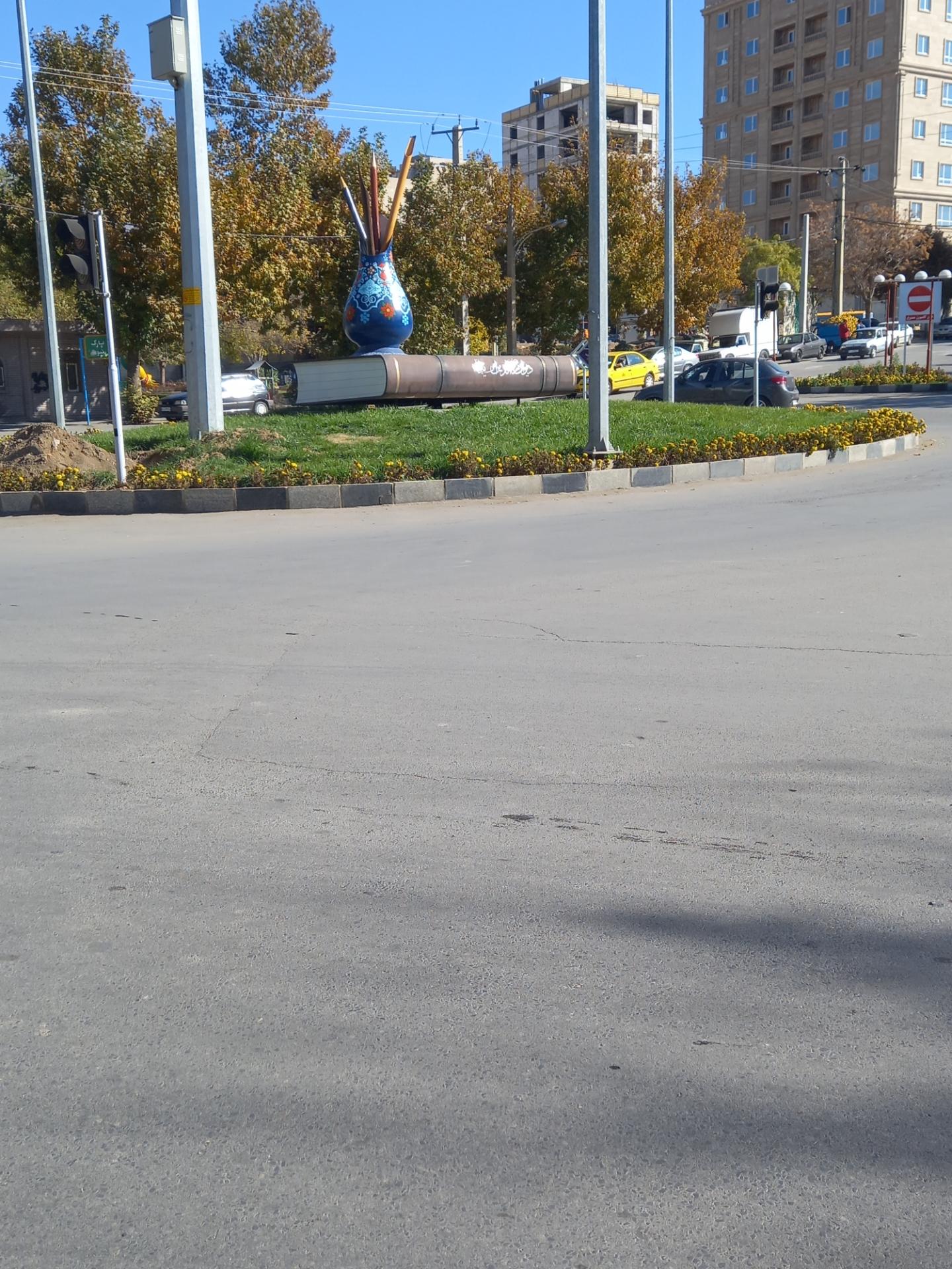 عکس میدان کتاب