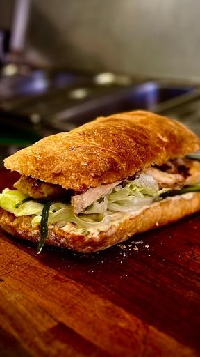 عکس خاته ساندویچ تخصصی کِراست لب(CRUSTLAB)