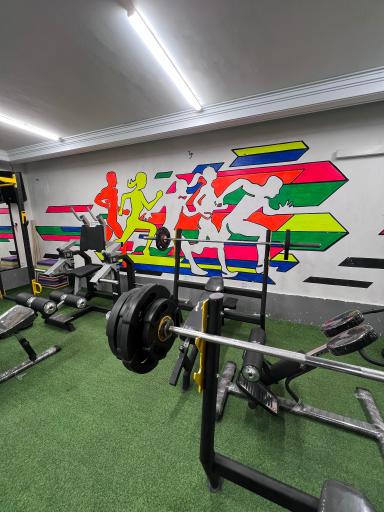 عکس باشگاه بدنسازی و پرورش اندام تِتیس