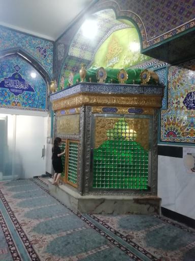 عکس مقام و قدمگاه صاحب الزمان (عج)