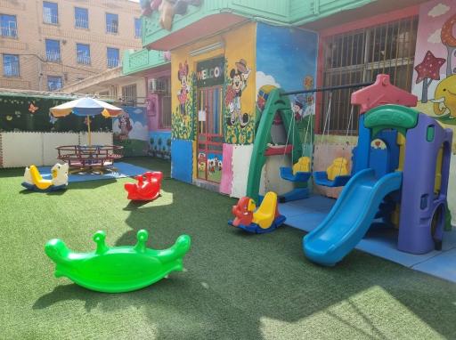 عکس مهد و پیش دبستانی پرستوهای شادی