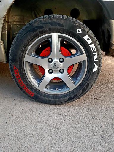 عکس انبار لاستیک هجرت دنا تایر