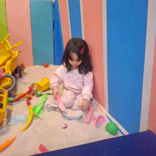 عکس خانه بازی شادی آفرین