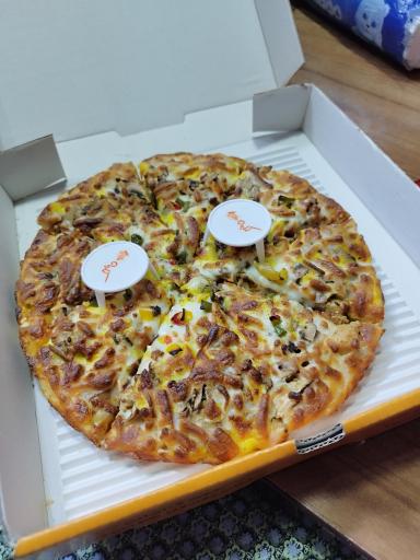 عکس پیتزا کلبه بوکان