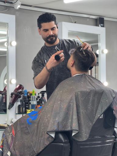 عکس آرایشگاه دیاموند