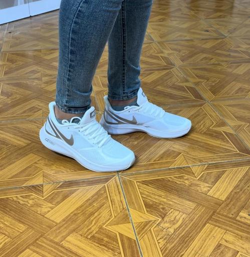 عکس فروشگاه کفش برند