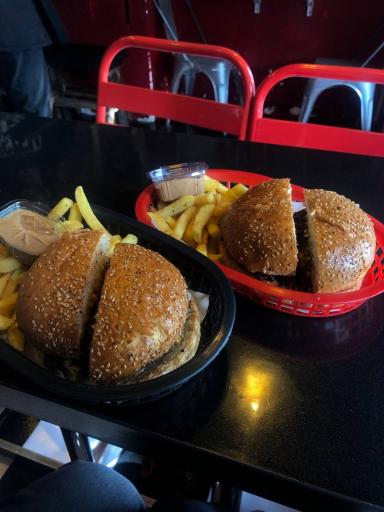 عکس بان بادیز برگر