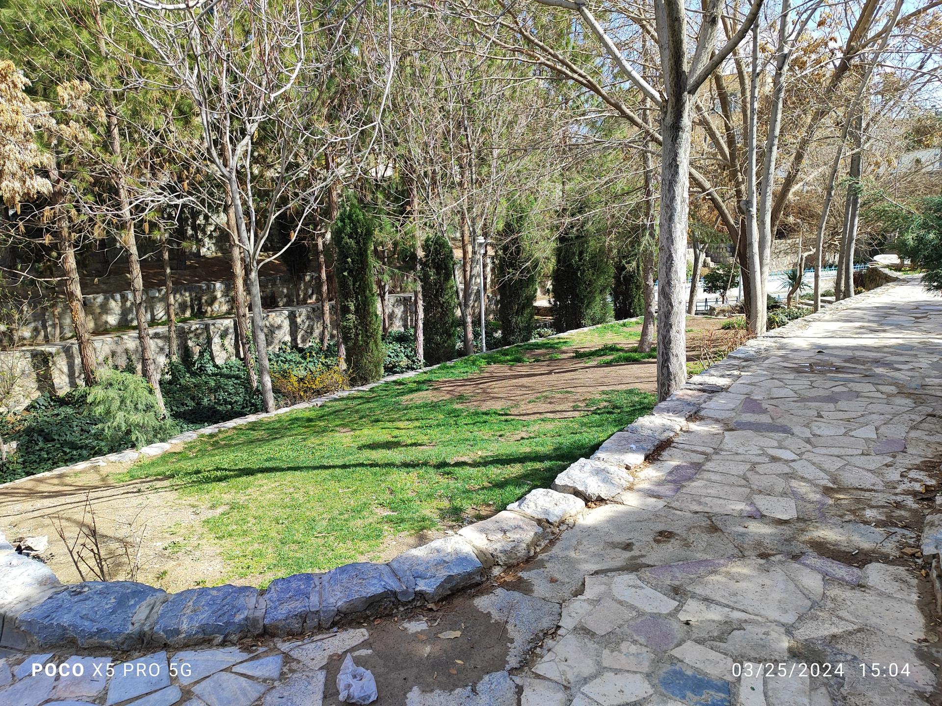 عکس چشمه باقرخان