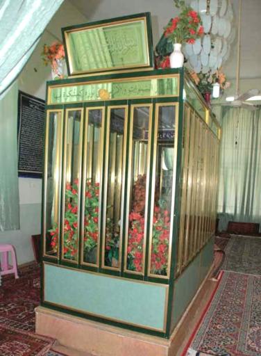 عکس امام زاده شاه قیس