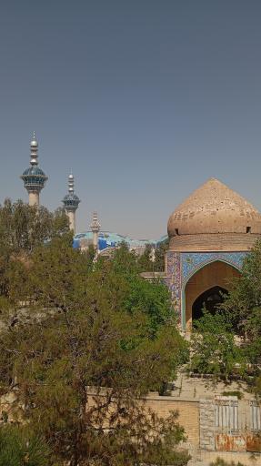 عکس آرامستان تخت فولاد