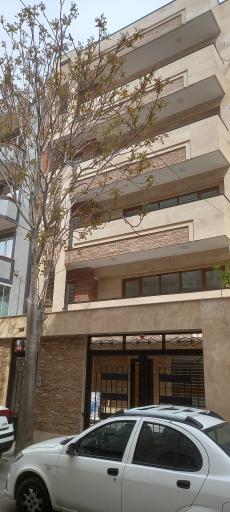 عکس ساختمان یاقوت