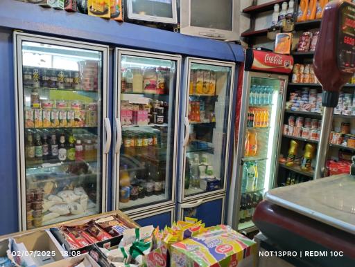 عکس سوپر مارکت لاله