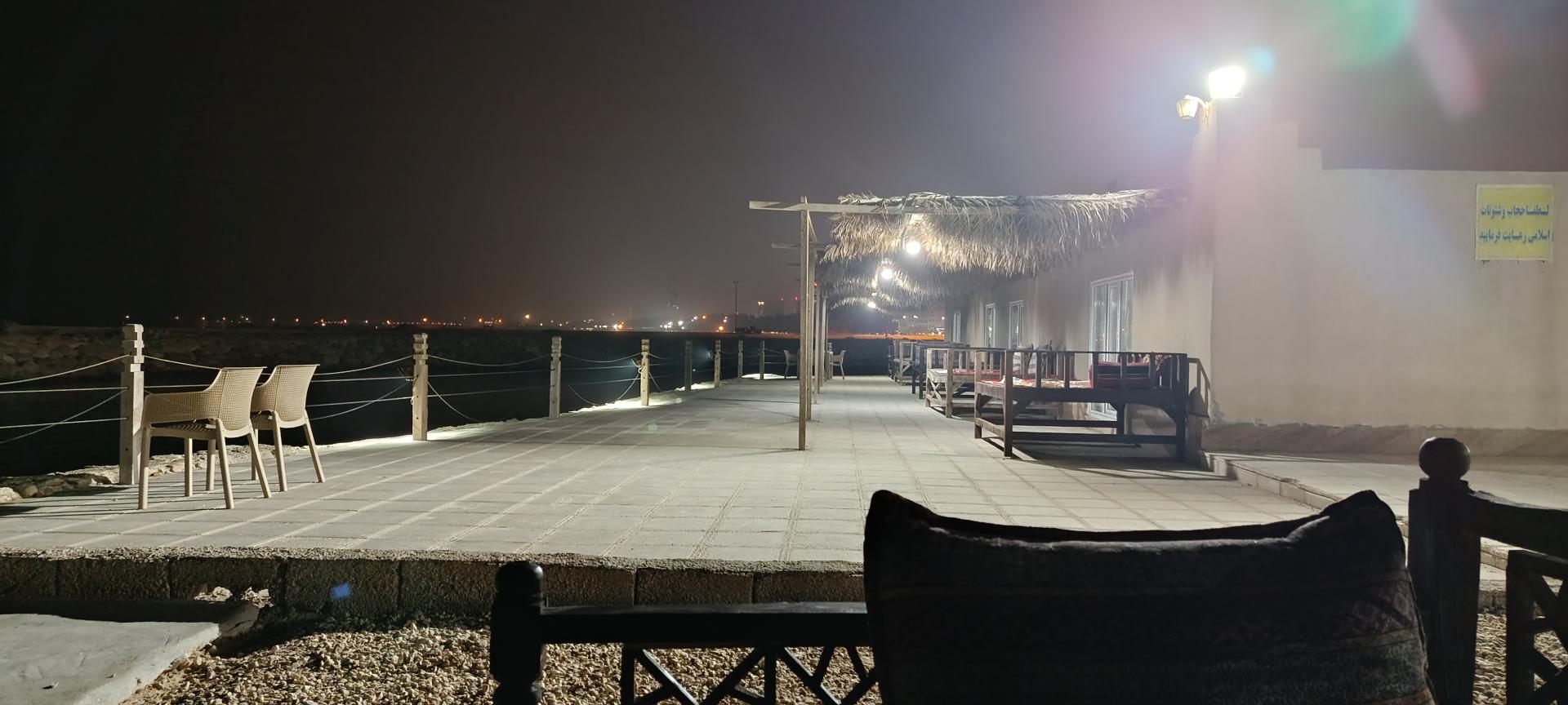 عکس سفره خانه و بومگردی جزیره