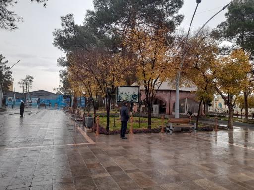 عکس آرامستان تخت فولاد