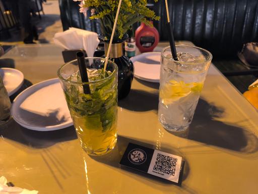 عکس کافه شمرون
