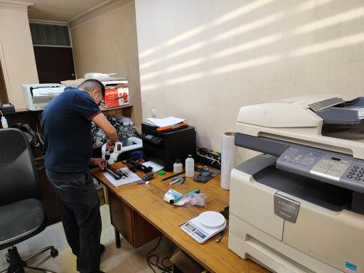 عکس خدمات ماشینهای اداری سفیران 