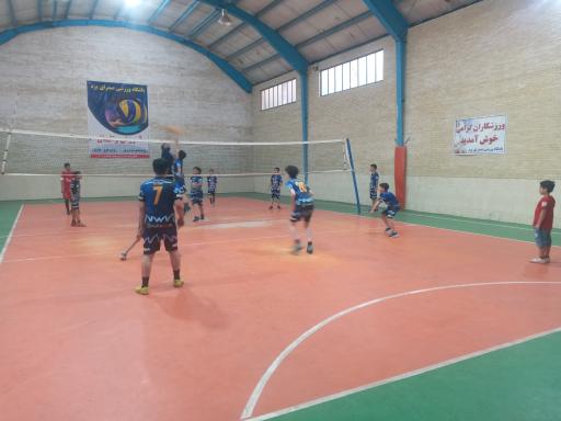 عکس خانه والیبال صدرای یزد