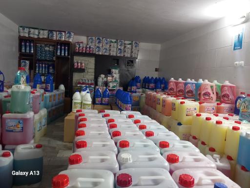 عکس دفتر فروش شرکت تولید شوینده خانگی و صنعتی سیپاک