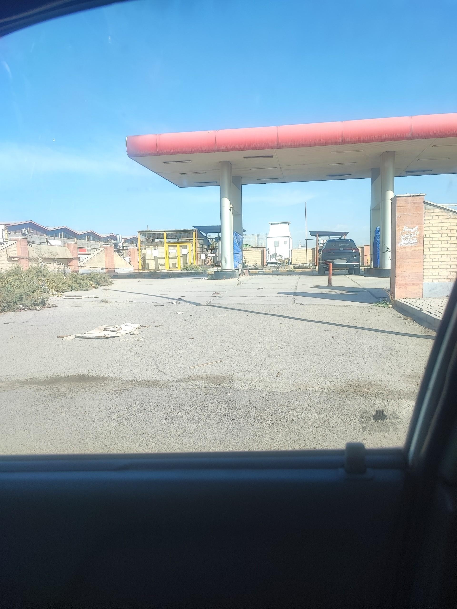 عکس پمپ گاز CNG شهرک صنفی سهند