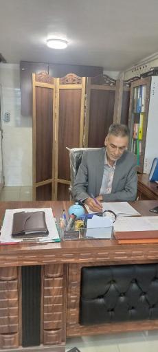 عکس مشاور املاک کاشانه 