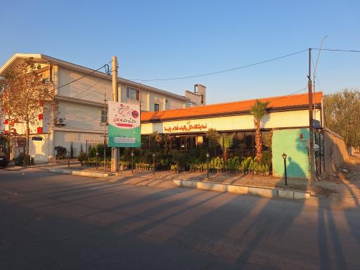 عکس نمایشگاه گل و گیاه الارز