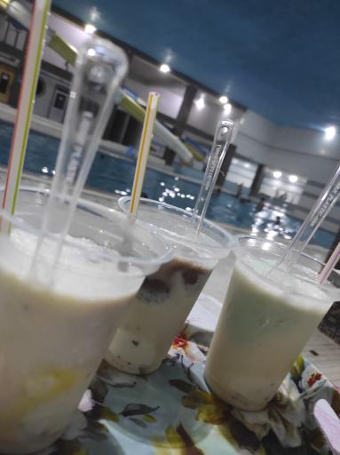 عکس استخر مادر