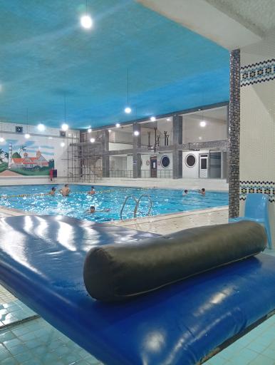 عکس استخر مادر