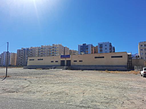 عکس سالن ورزشی ولیعصر