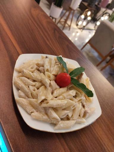 عکس کافه بهار