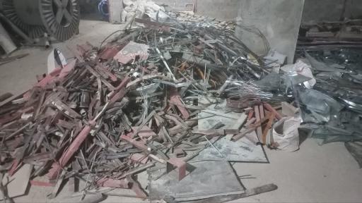 عکس انبار ضایعات آزادگان غرب 