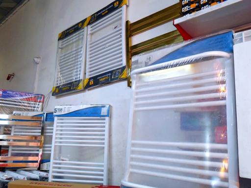 عکس فروشگاه گرم مشهد