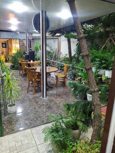 عکس کبابی و سفره سرای فرمانیه قدیم