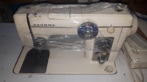 عکس فروشگاه چرخ خیاطی کینگبافت،خرید وفروش و تعمیرات تخصصی چرخ و اتوبخار