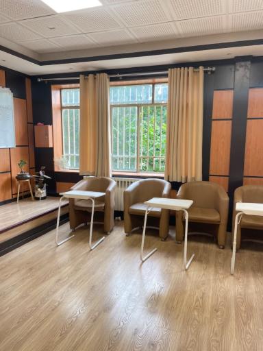 عکس کلینیک مدیریت رشد و استعداد مروا