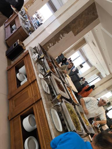 عکس هتل بزرگ سی نور