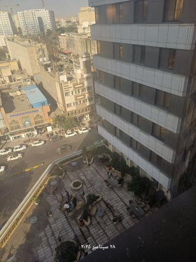 عکس هتل بزرگ سی نور