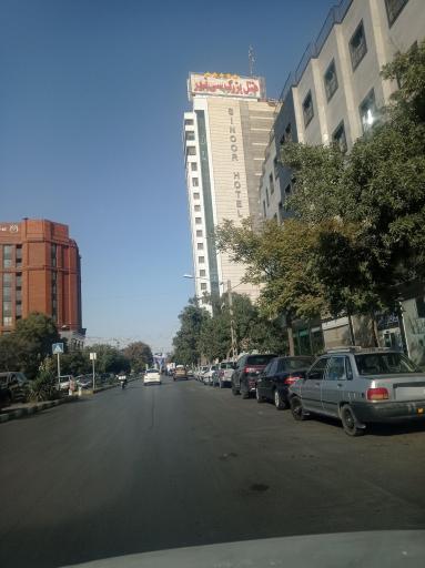 هتل بزرگ سی نور