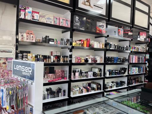 عکس آرایشی بهداشتی دکتر مو افشار