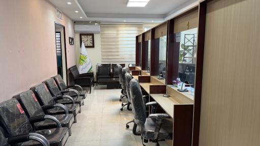 عکس دفتر خدمات الکترونیک قضایی مارلیک
