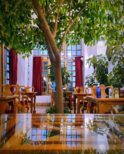 عکس کافه رستوران هوگر