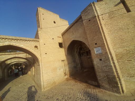 عکس گذر معزی