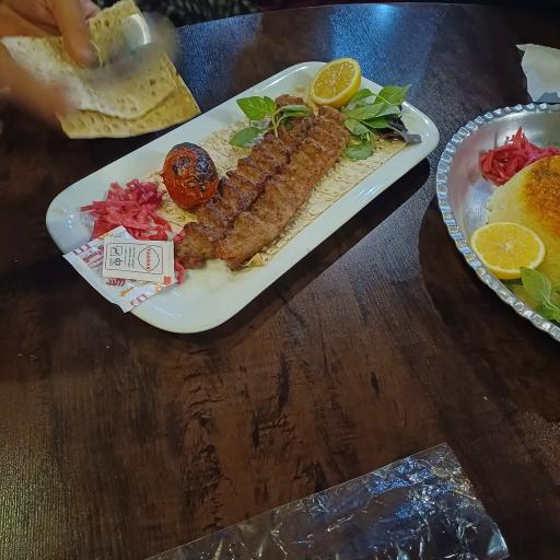 عکس رستوران مادربزرگ