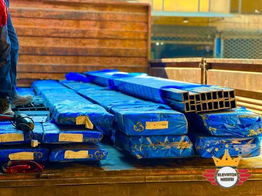 عکس آسانسور نادری