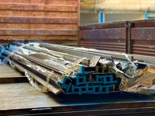 عکس آسانسور نادری