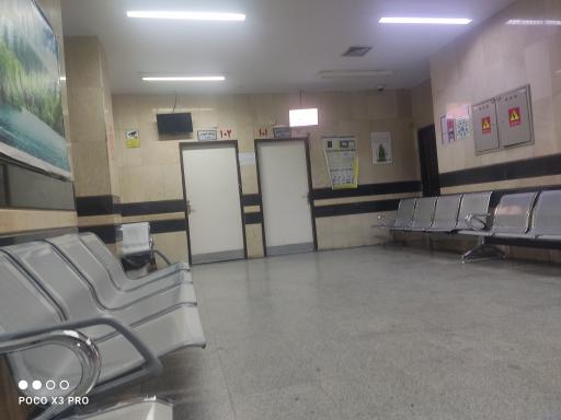 عکس درمانگاه تامین اجتماعی خمینی شهر