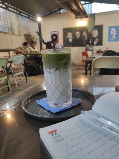 عکس کافه مجله ایوار