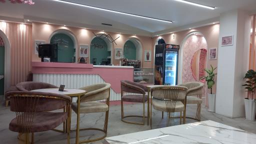 عکس کافه صورتی