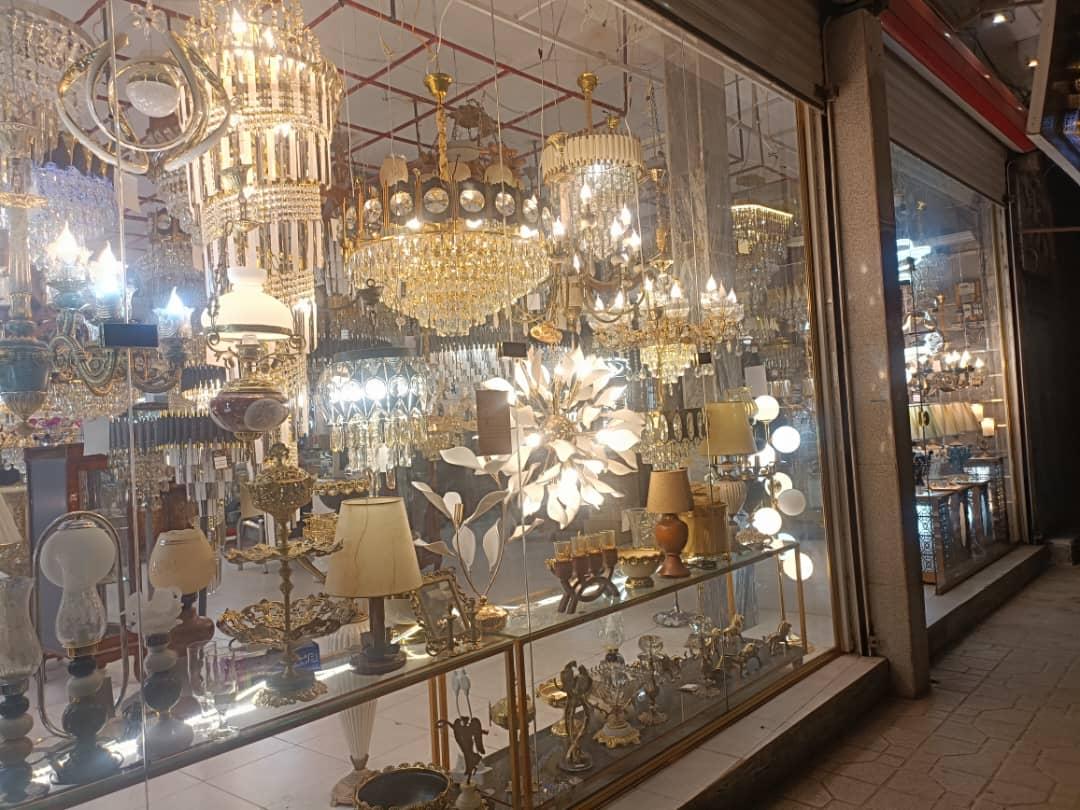 عکس الکتریکی و لوستر دریای نور