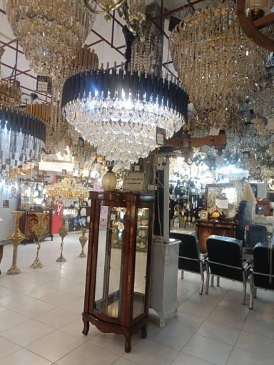 عکس الکتریکی و لوستر دریای نور