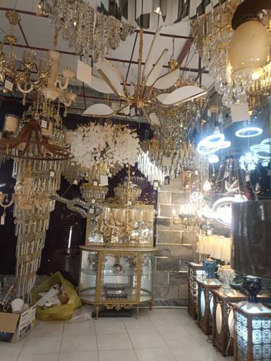 عکس الکتریکی و لوستر دریای نور